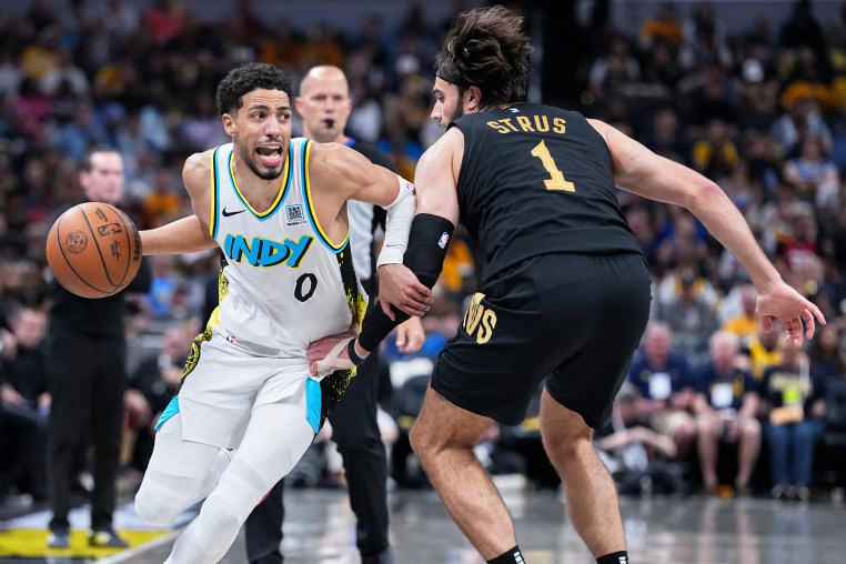 Cavaliers Pacers Basketball Indiana Pacers guard Tyrese Haliburton